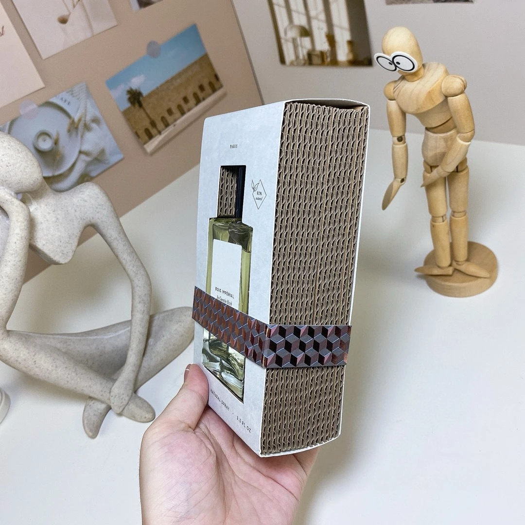 Vendita calda Profumo Legno Im - Perfume Fragrance Sale recensione e prezzo